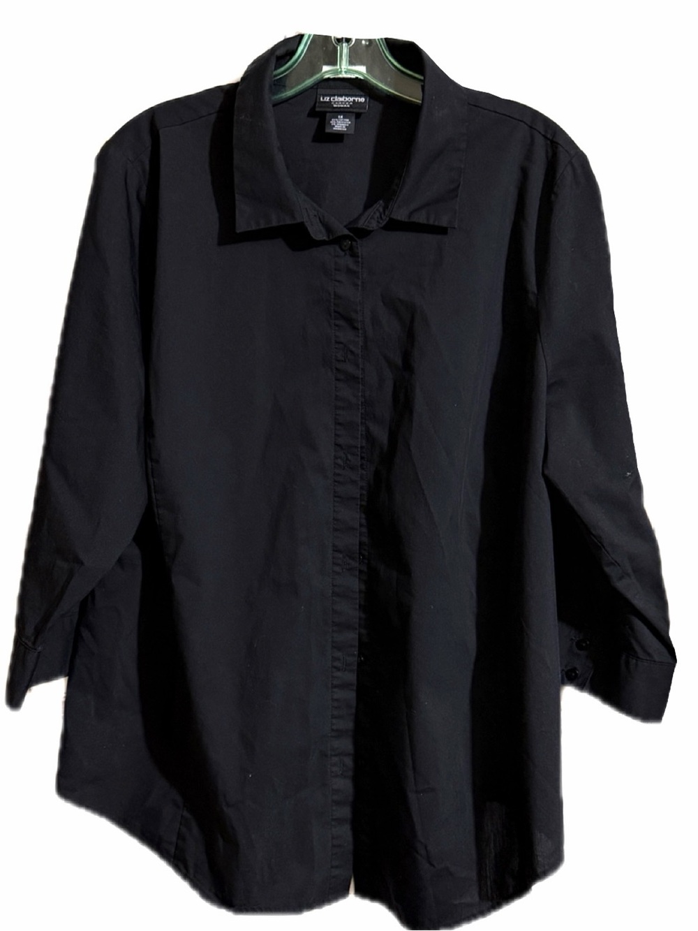 Liz Claiborne Women’s 1X Black Button Front Top